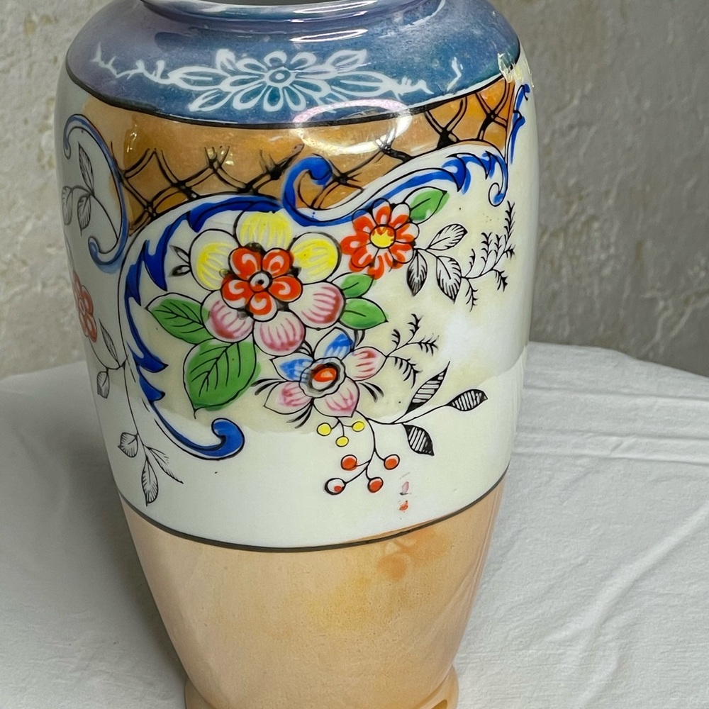 Antique Lusterware Vase - Picture 5 of 5